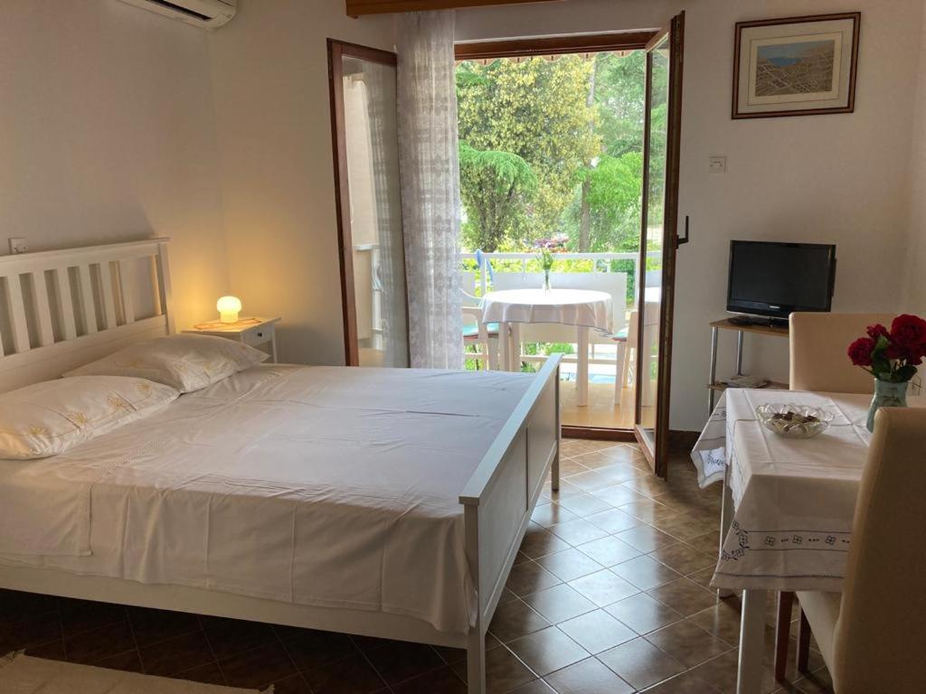 Appartement Ija à Krk Town Extérieur photo